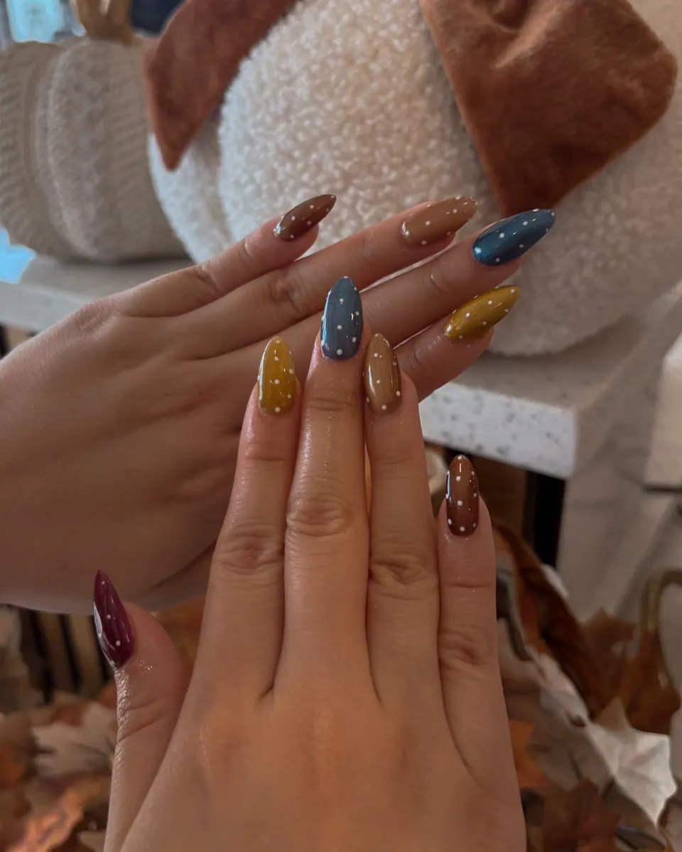 Chrome set from the Innovate nail bar