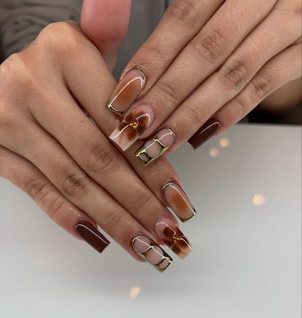 Nail art set from the Innovate nail bar