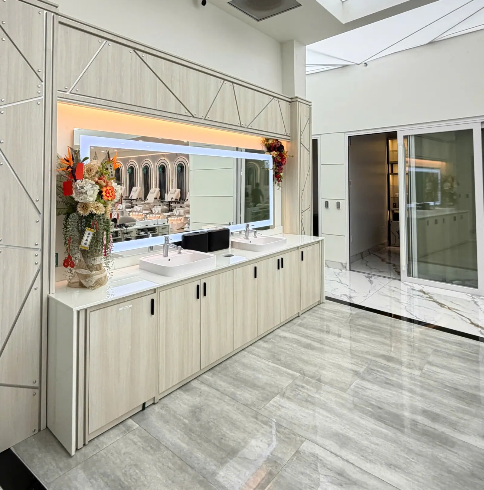 Inside Innovate Salon & Spa